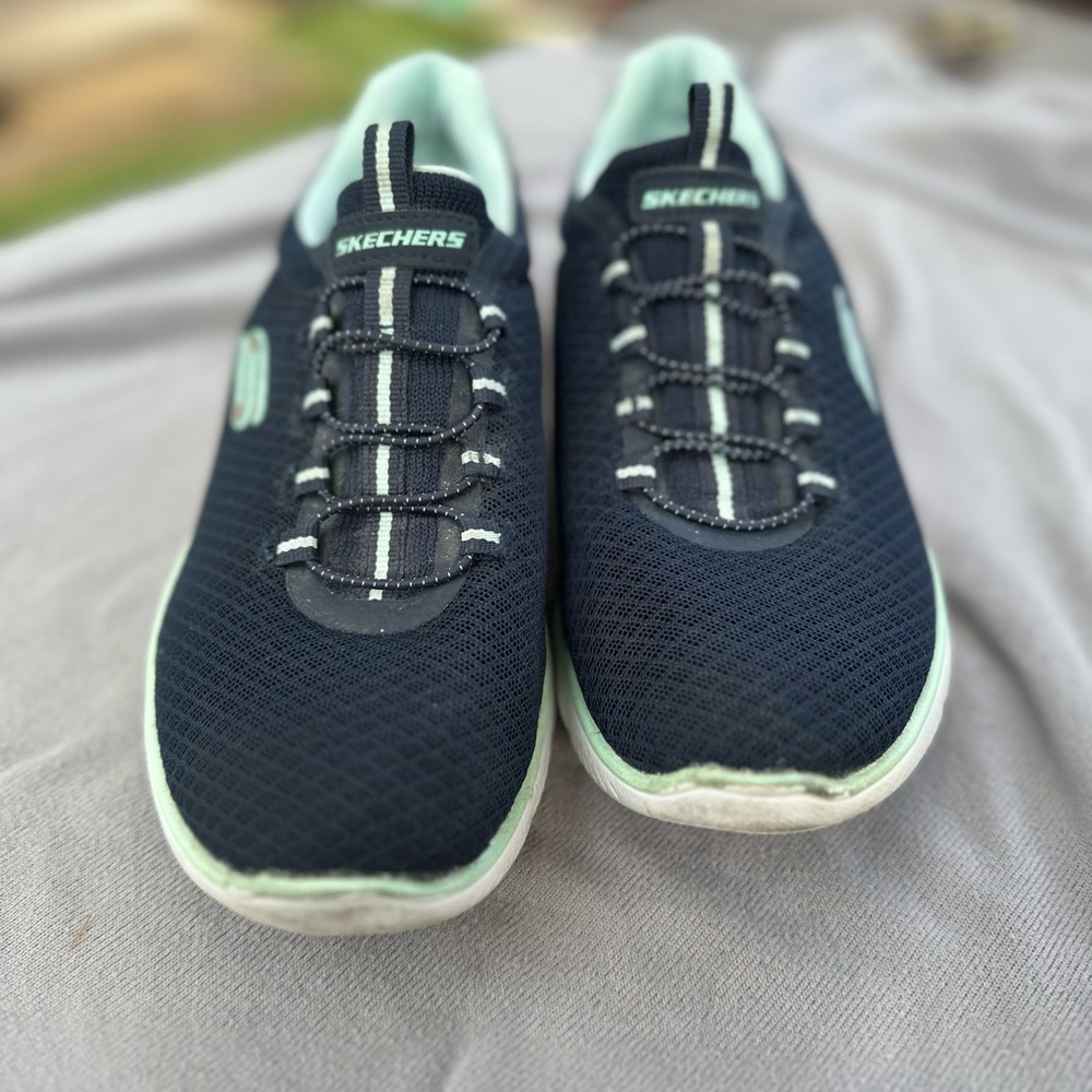 Navy Skechers slip on memory foam sneakers size 6 gently worn